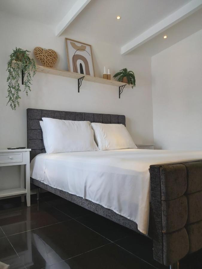 Kdf Apartment *