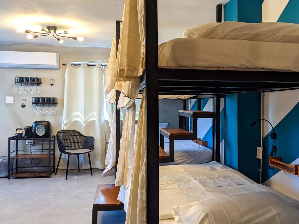 Hotel The Surfing Turtle 4*