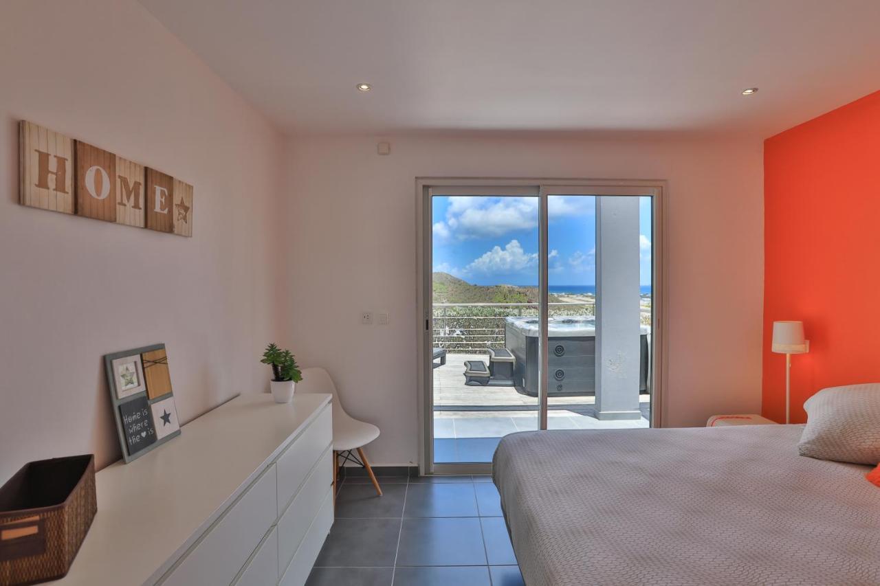 The Rock Apartment *
