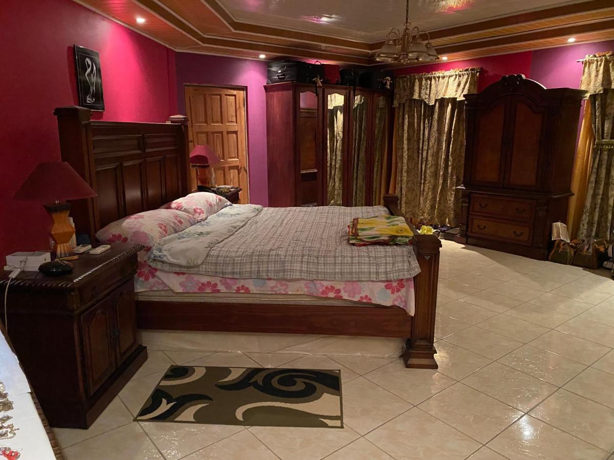Mountain Palace Bed & Breakfast