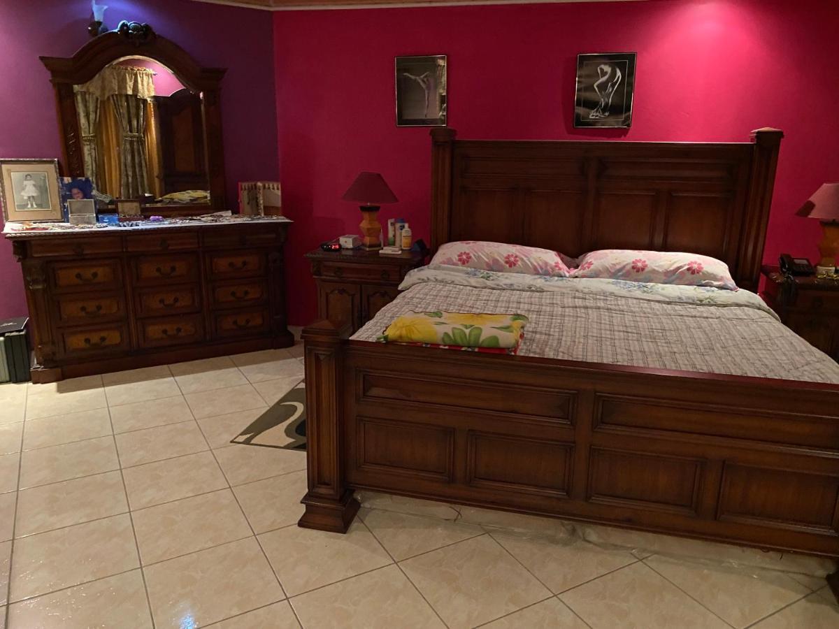 Mountain Palace Bed & Breakfast *
