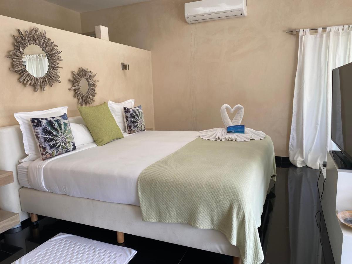 Casa-22 Luxury Boutique Bed & Breakfast