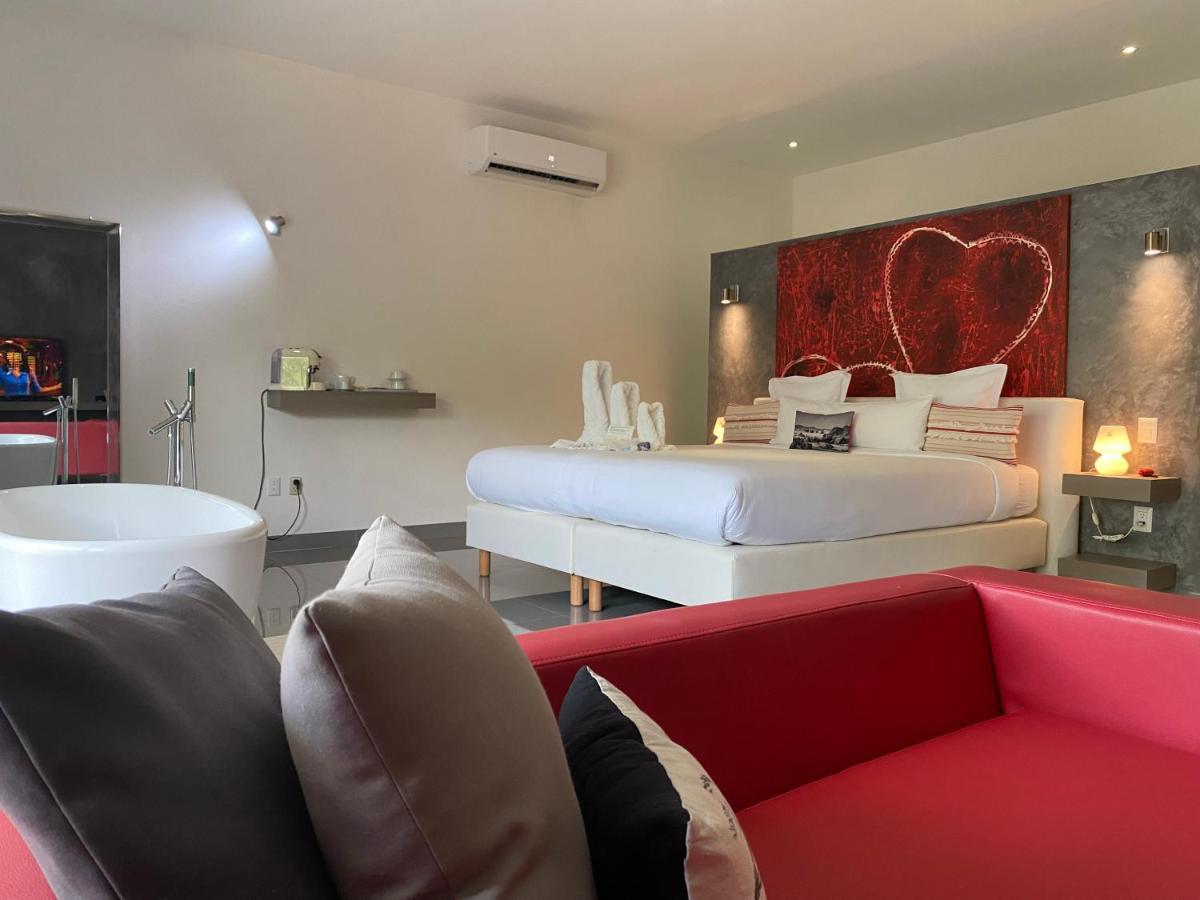 Casa-22 Luxury Boutique Bed & Breakfast Sosua