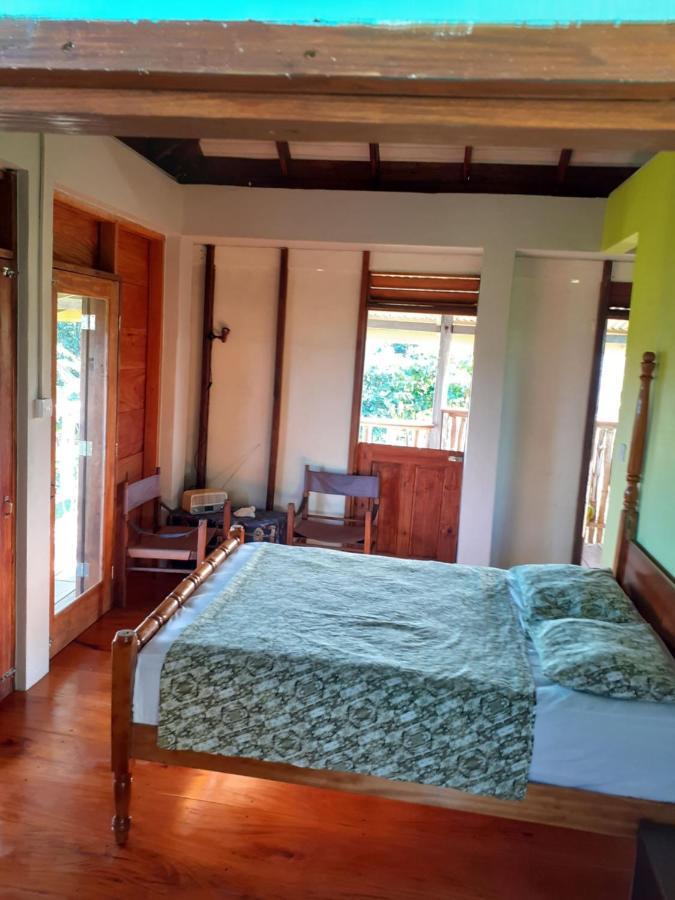 Kiki's Nature Casa de férias Calibishie