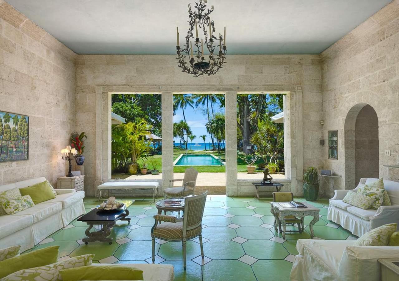 Villa Nelson Gay