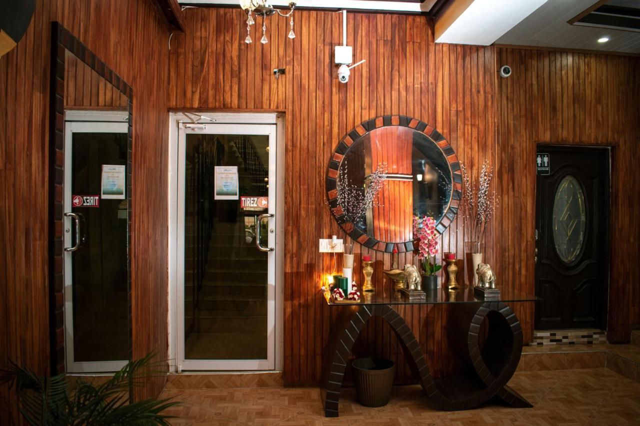 Hotel La Pepiniere 3*