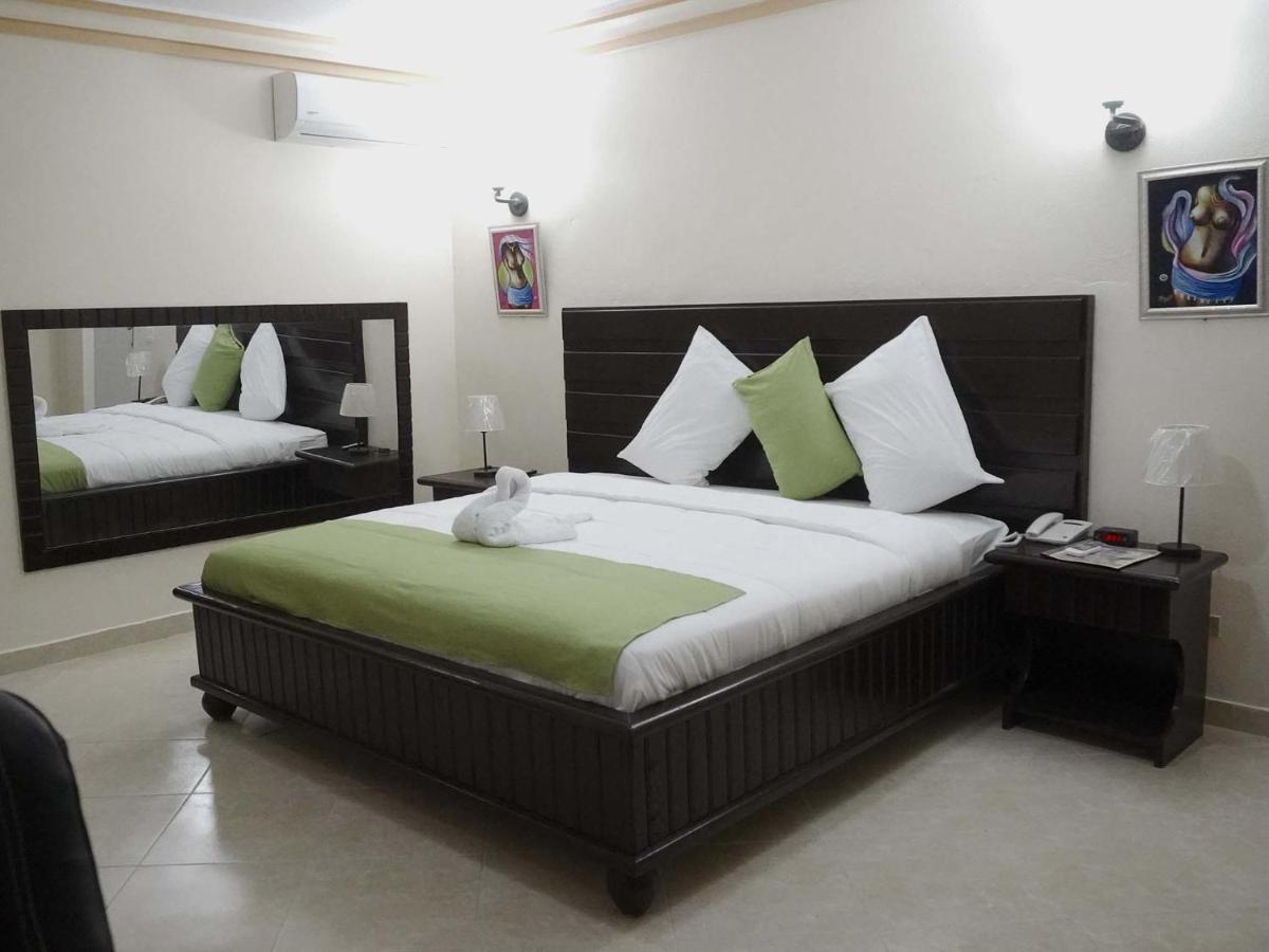 La Pepiniere Hotel 3*