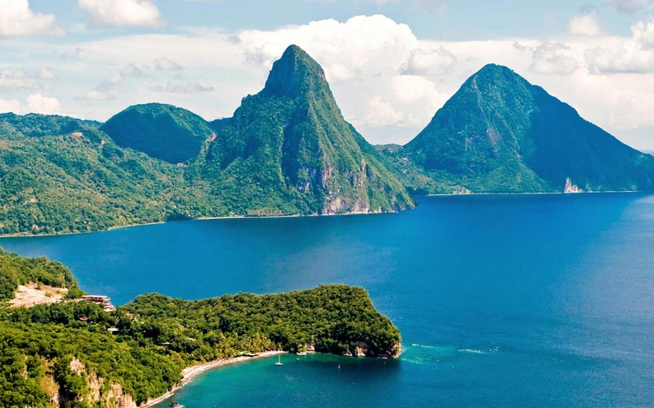 Superb Split Level Waterside Apt, Marigot Bay, St Lucia Wi Apartamento Castries