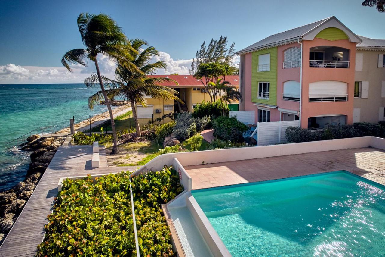 Eden Blue Et Piscine Holiday home
