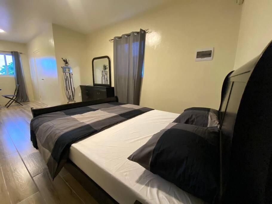 Spacious Minutes From The *