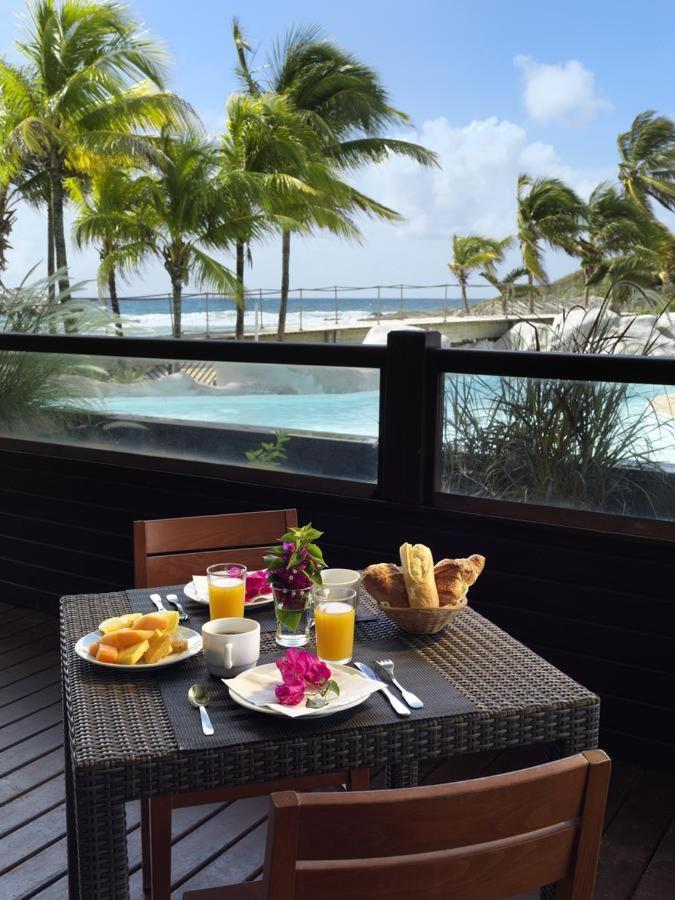 Apartamento Romantique Et Bel En Bord De La Mer, Piscine Surveillee Et Belle A 50m Saint-Francois (Grande-Terre)