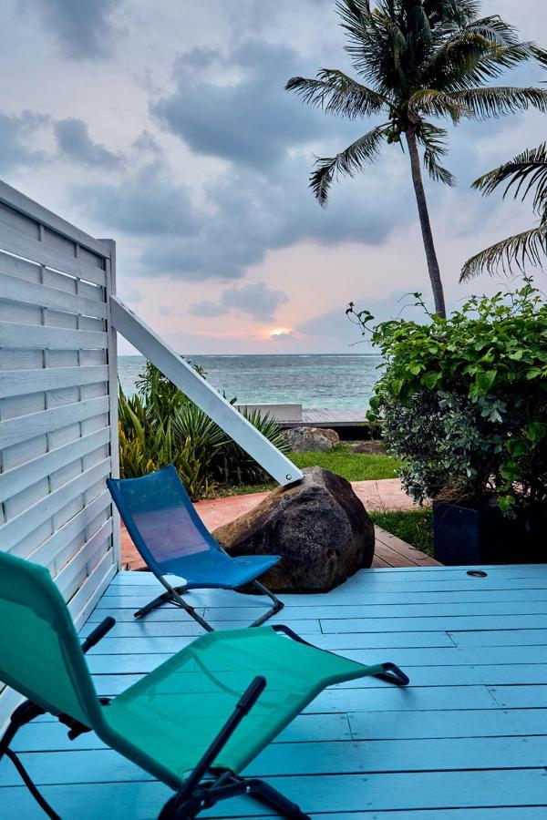 Eden Blue Et Piscine Sainte-Anne (Grande-Terre)