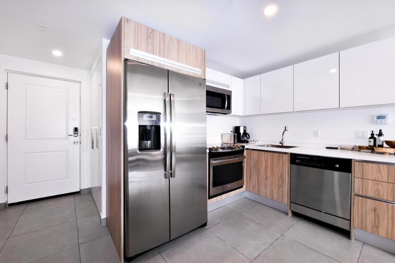 Apartment Stylish Luxury Condo, Location, Ocean View, Pool Oranjestad