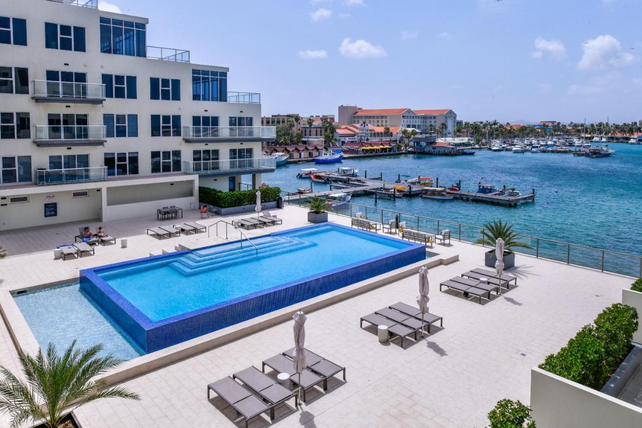 Stylish Luxury Condo, Location, Ocean View, Pool Apartment *