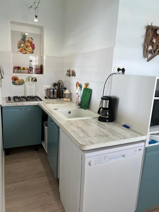 Apartment Ti Cabanon. Vue A Deshaies. *