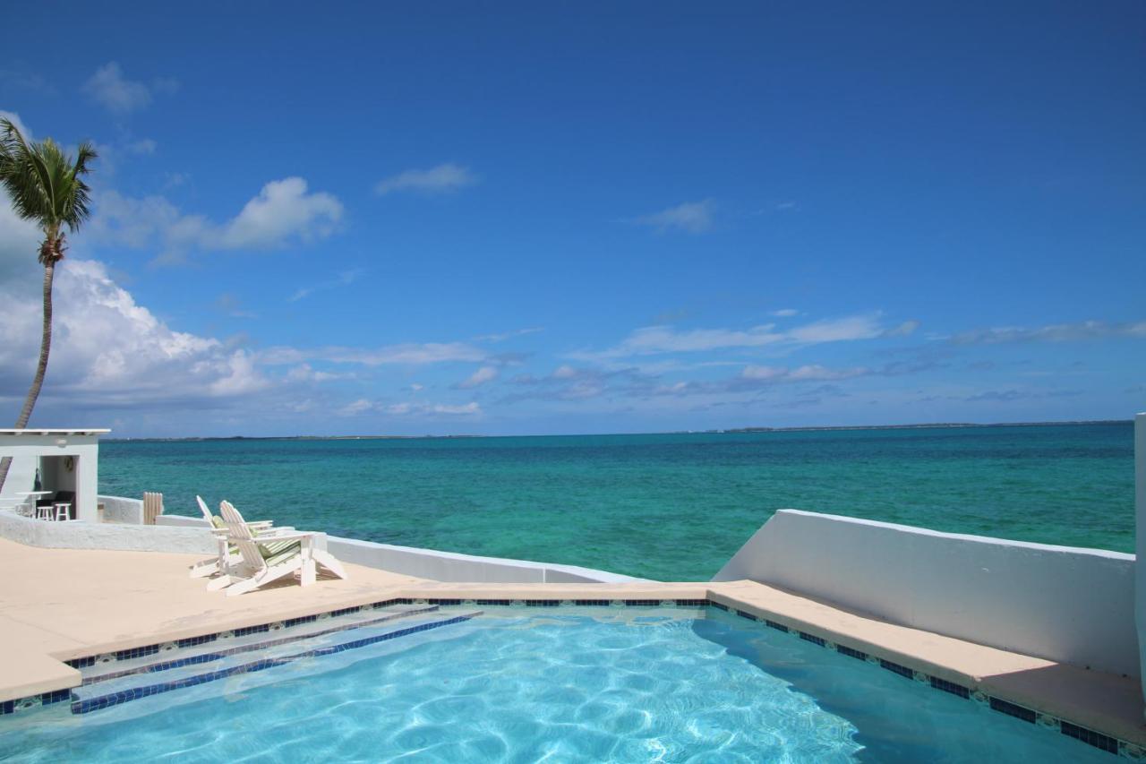 Water's Edge - Oceanfront With Private Pool