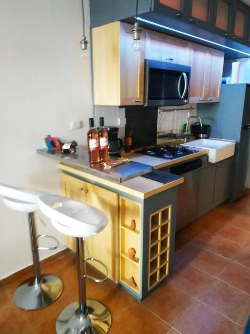 Modern, Welcoming Studio, Ocean View In *