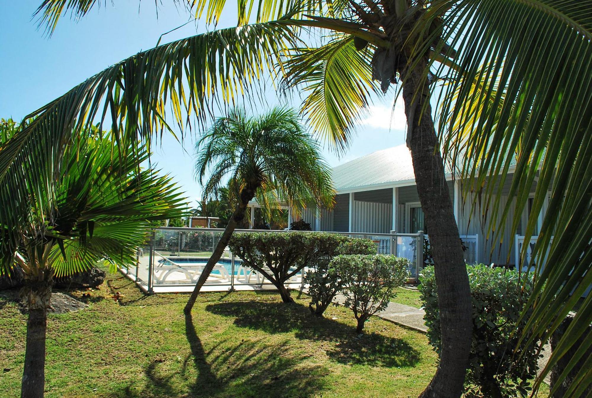 Hotel Esmeralda - Orient Bay 4*
