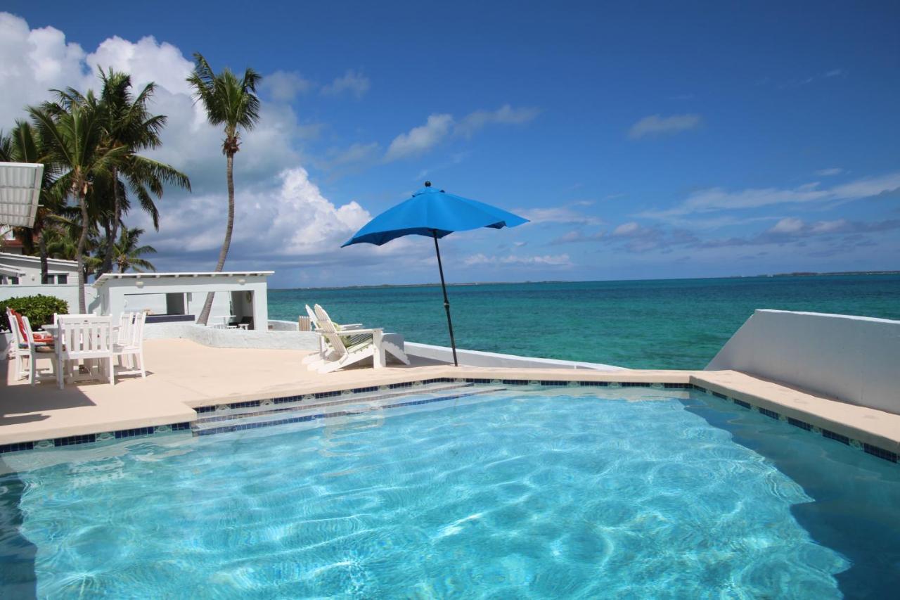 Water's Edge - Oceanfront With Private Pool Nassau