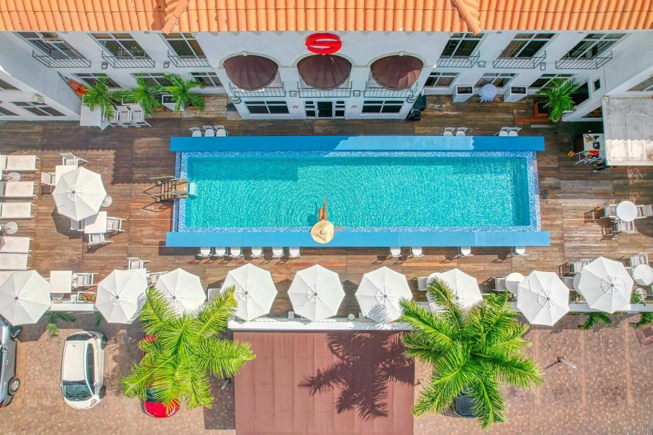 S Hotel 5*