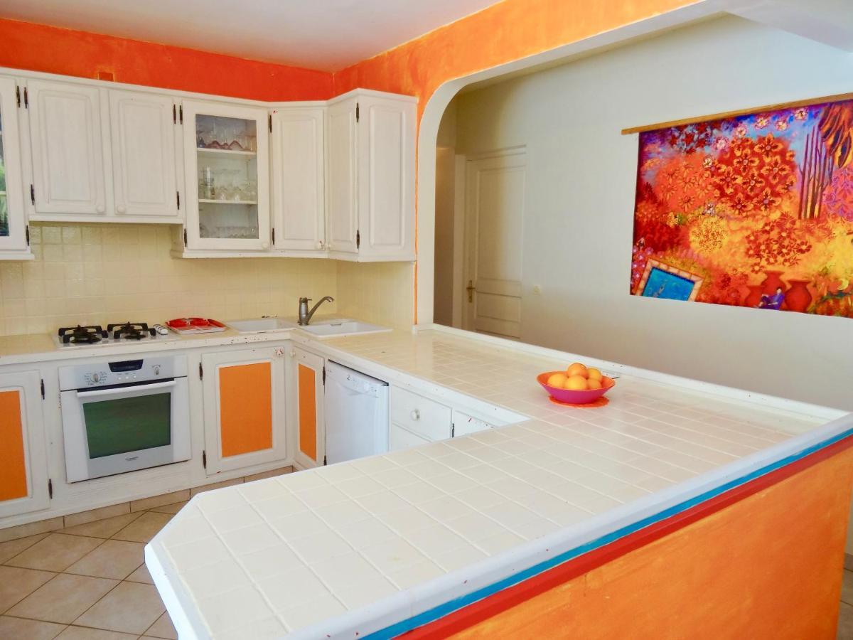 Mangoplaya Holiday home