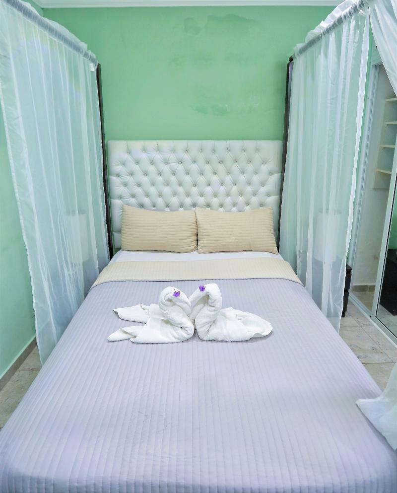 Rig Puerto Malecon Bed & Breakfast 3*