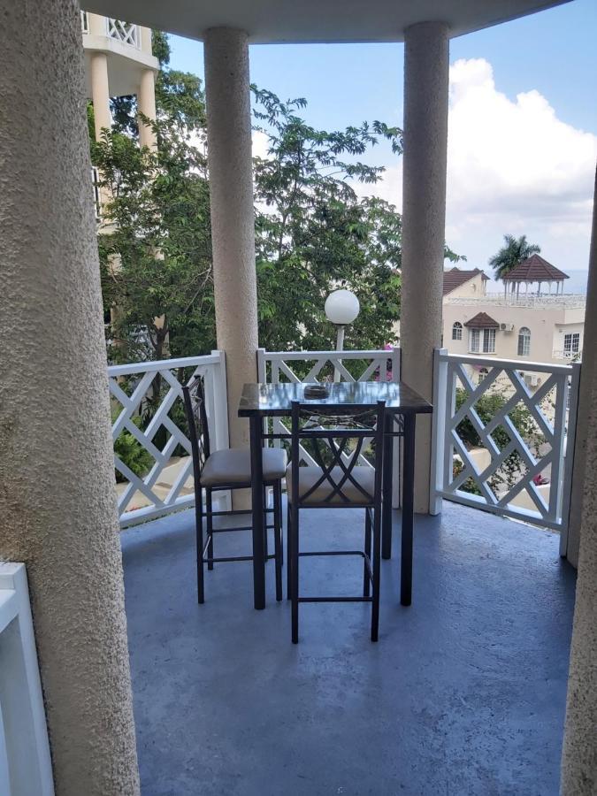 Apartment Elegant Awesome View Ocho Rios