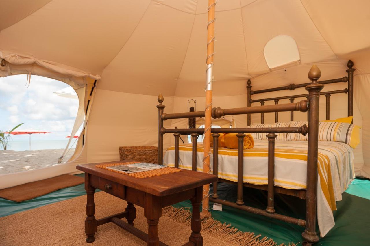 Wild Lotus Glamping 5* Bolands