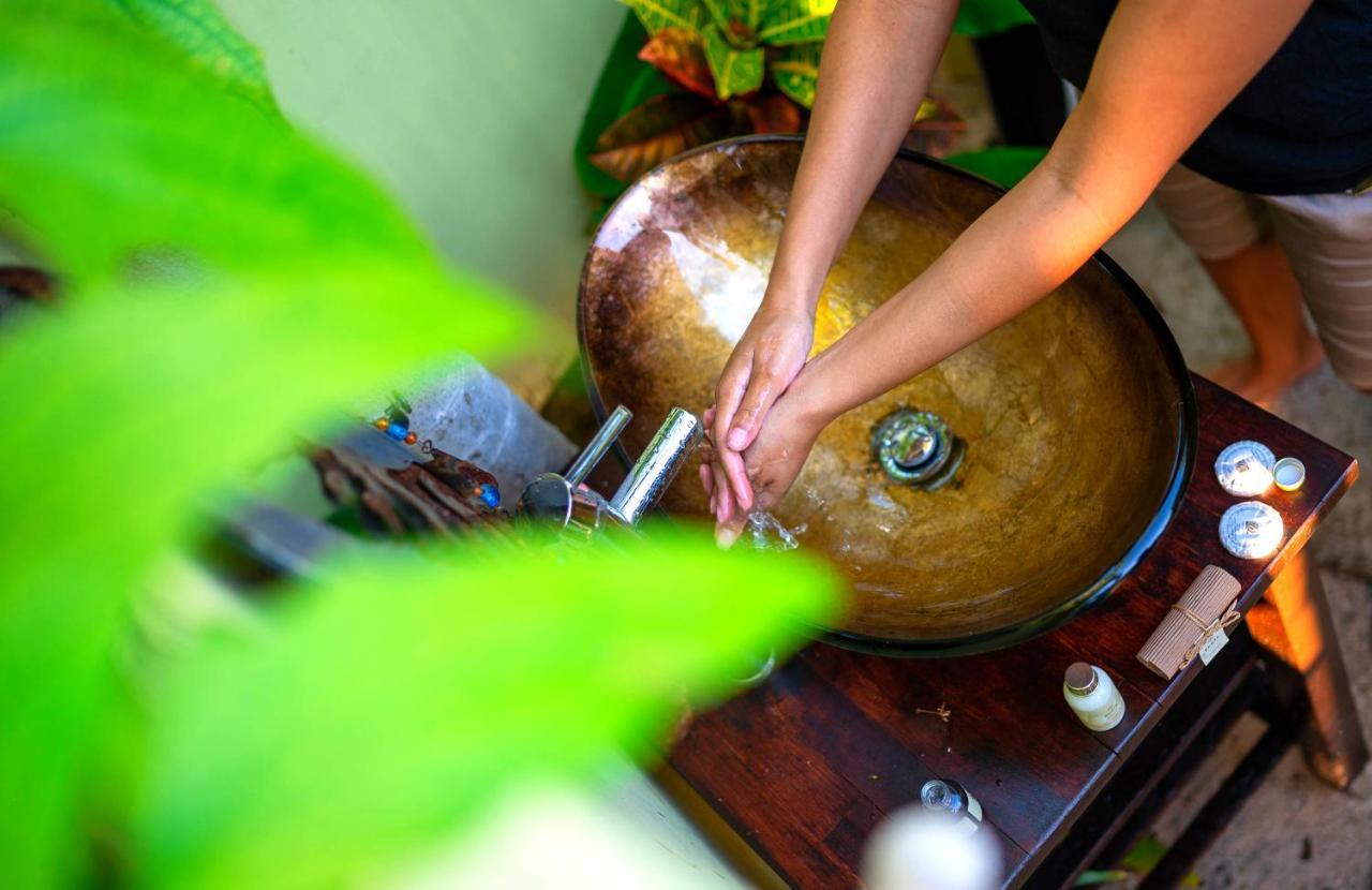 Luxury tent Wild Lotus Glamping