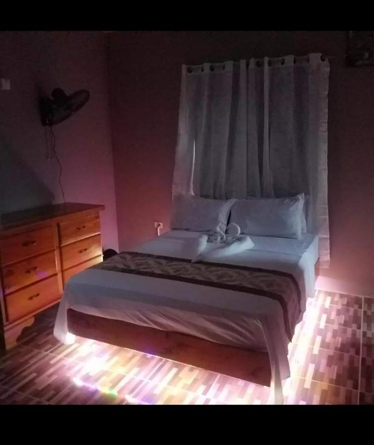 Bed & Breakfast Mesmerize *
