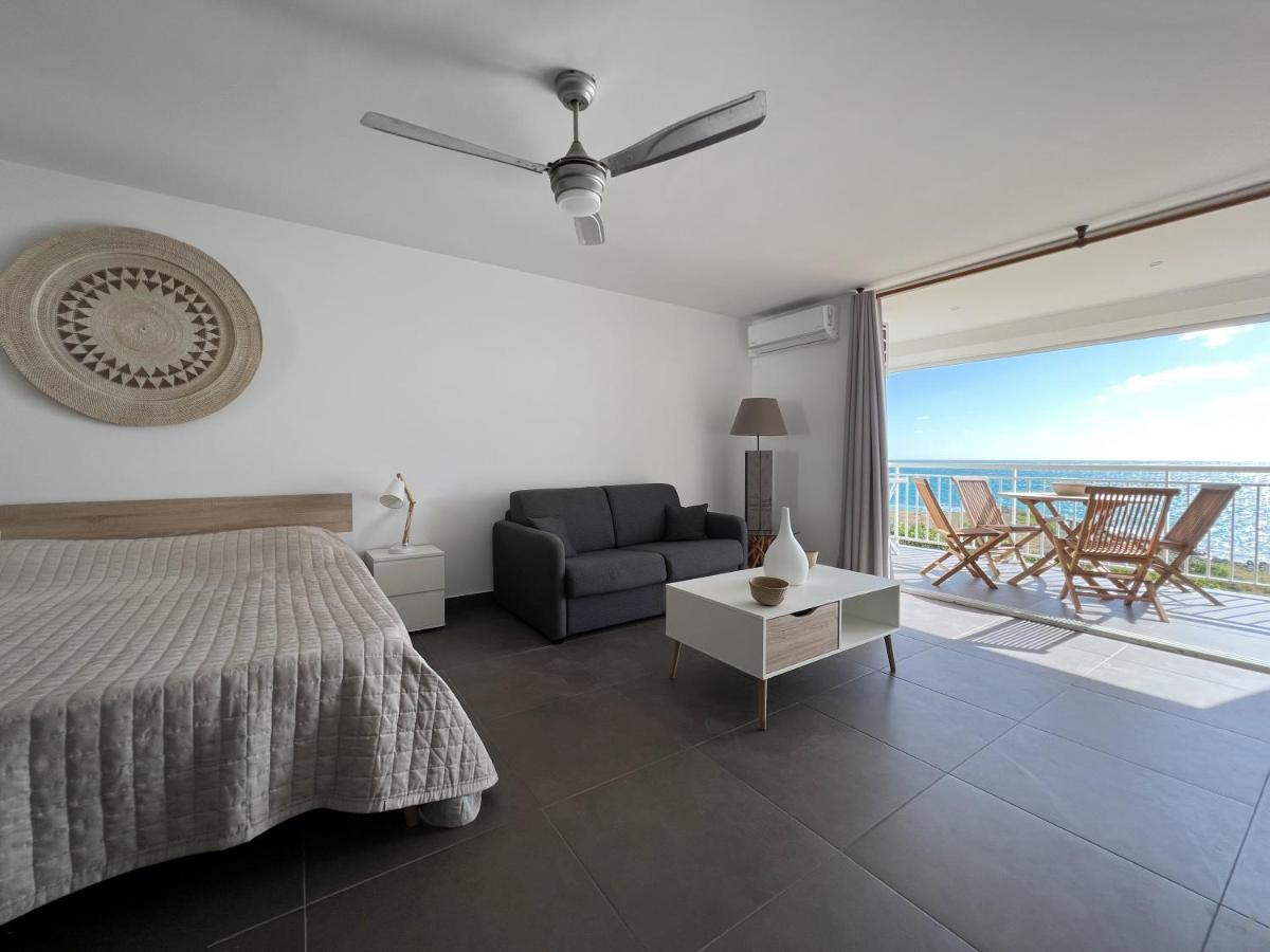 Front Line Unit 520 Ft2 - 48 M2, On Second Floor, Stunning Ocean View Cul de Sac
