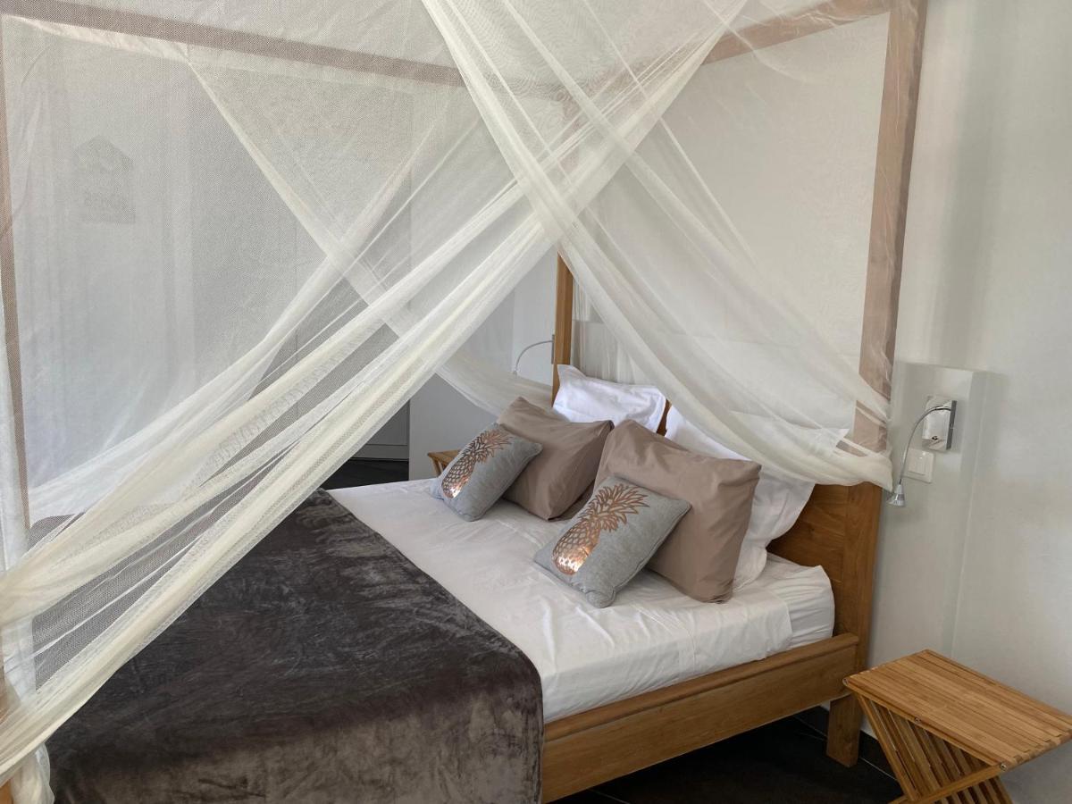 Holiday home Le Jardin Des Ilets Bouillante