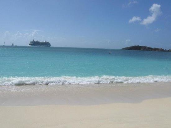 Calinago Friendly Family Sxm Bed & Breakfast *