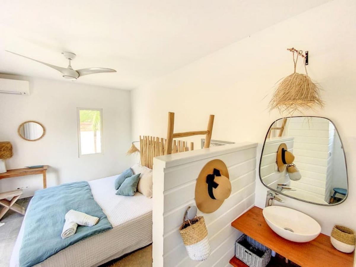 Atao, Sublime View Of Orient Bay And The Islands Villa