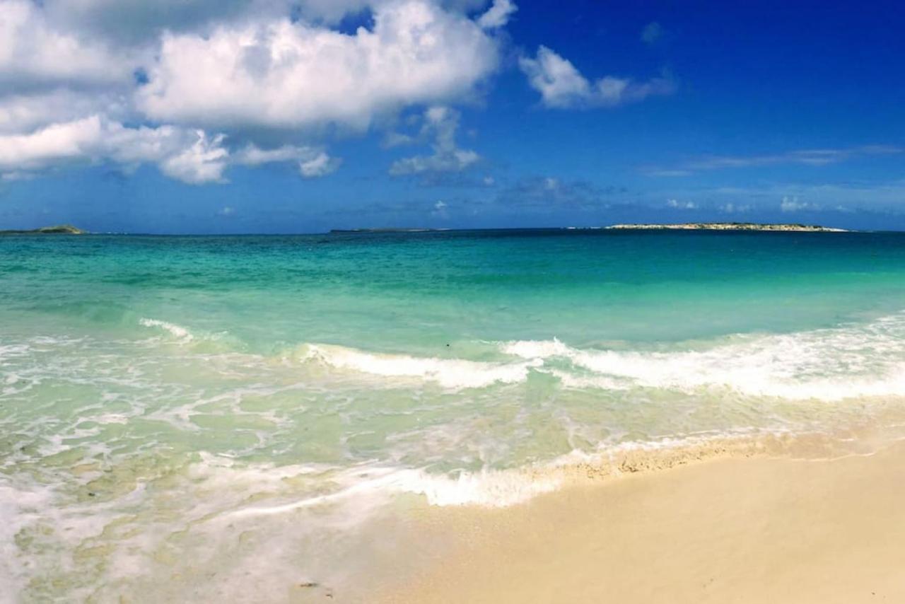 Atao, Sublime View Of Orient Bay And The Islands *