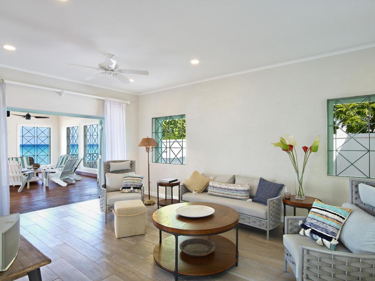 Casa de férias Southwinds Is A Three Bedroom Front With A Beautiful Big In Saint Peter