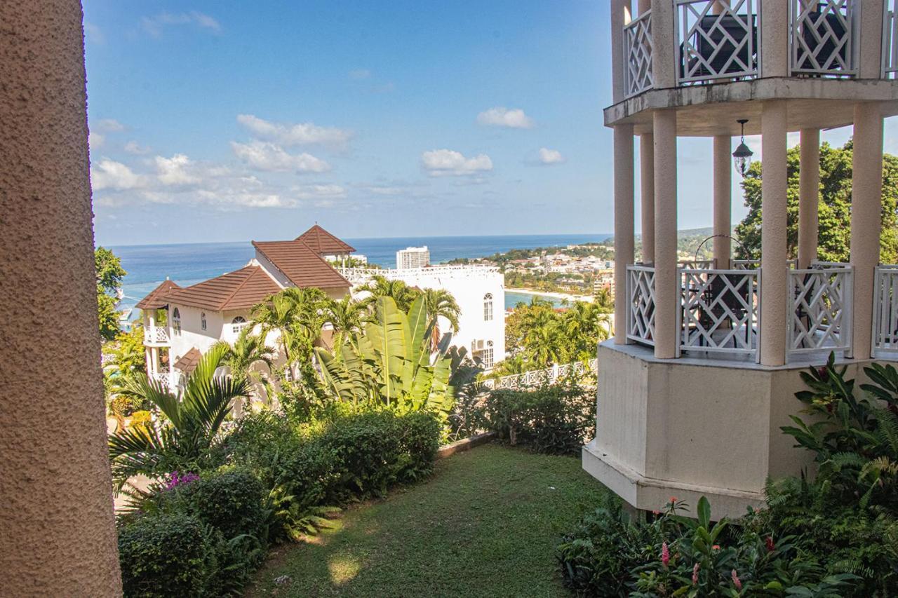 Elegant Awesome View Apartment Ocho Rios