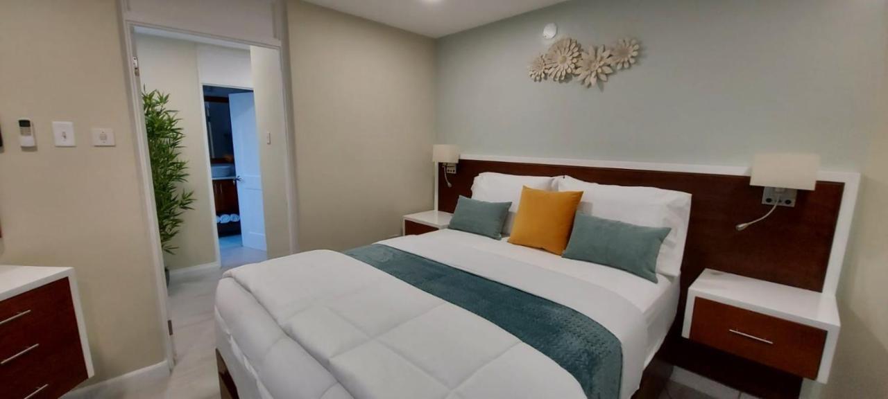 Almond Grove At Castle Aparthotel Ocho Rios