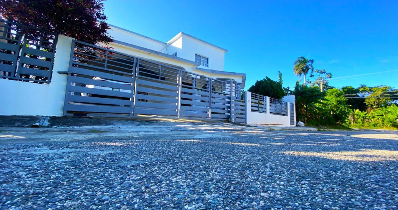 Quiet Apartment, 3 Minutes From The Beach, 24h Security, Excellent Internet * Puerto Plata