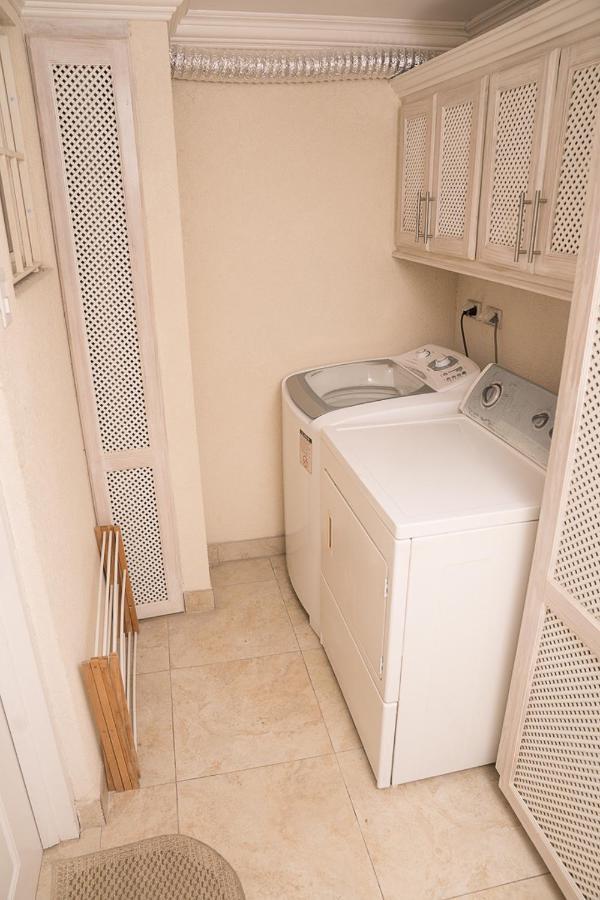 Bianca Bay 3 Bedroom West Coast Front *