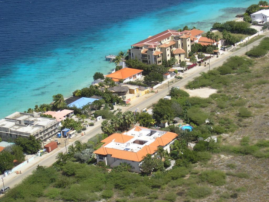 Apartment 1 And 5 In Windsock Bonaire