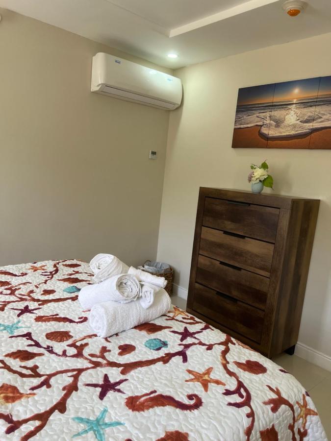 Bayfront & Apartamento Portmore
