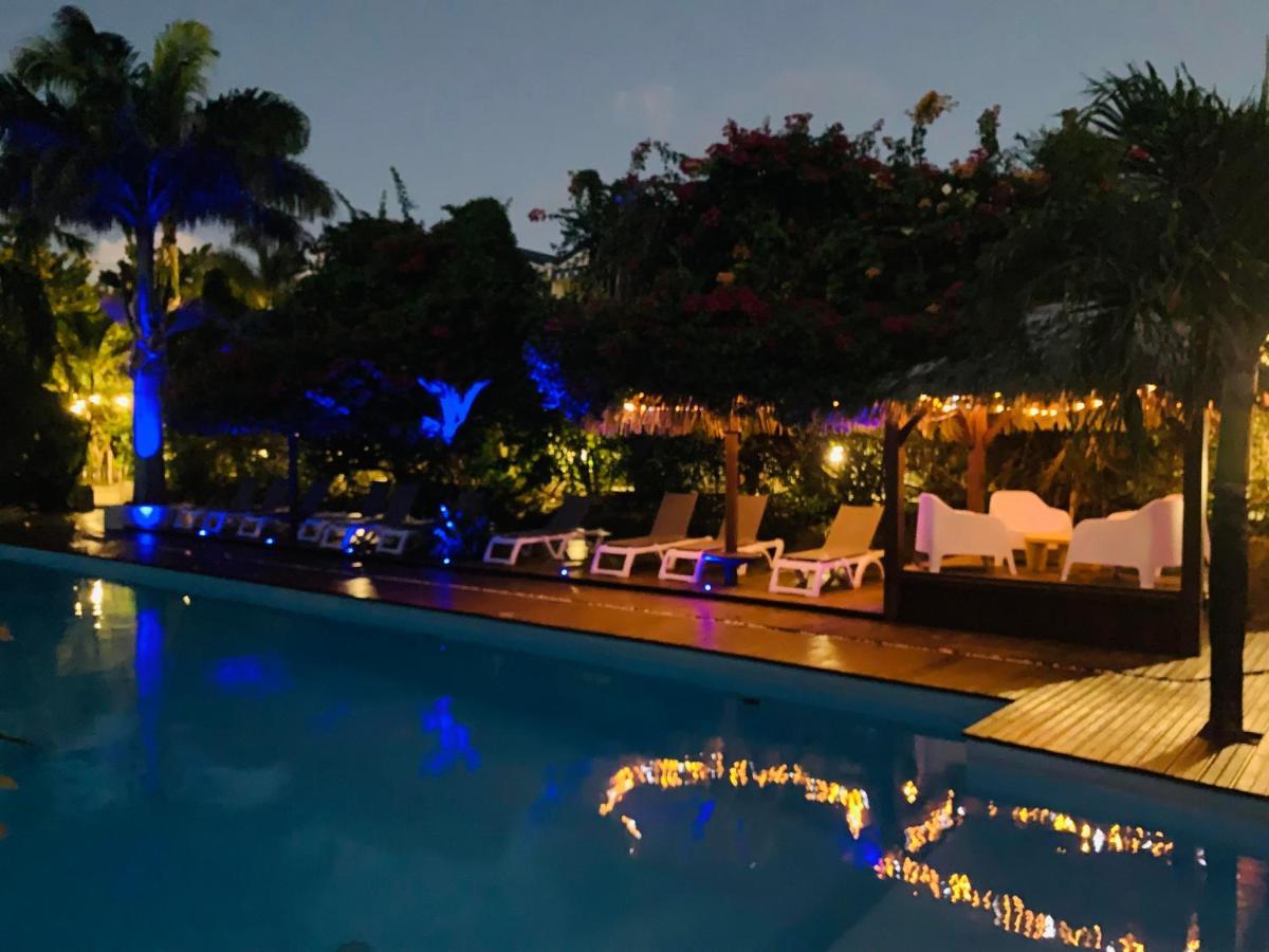 Aparthotel Tropicana Suites 4*