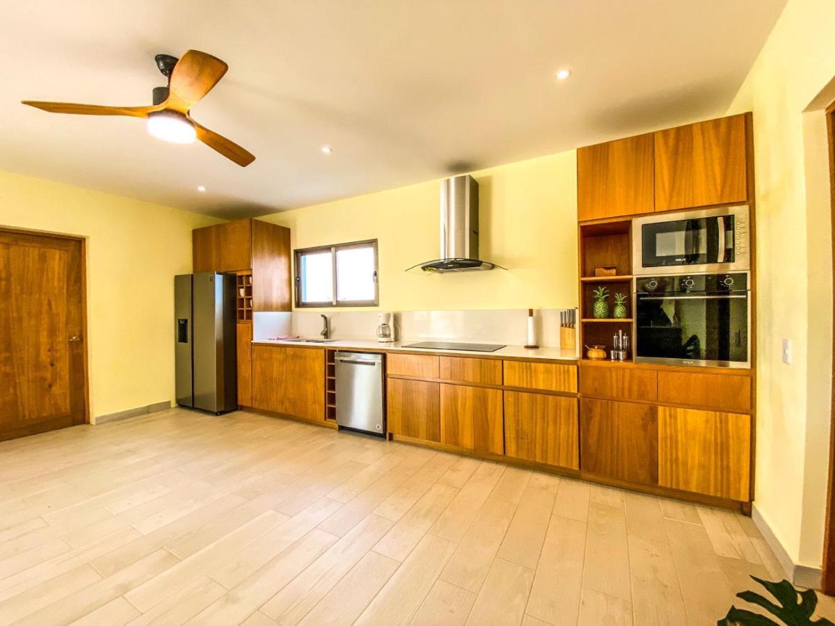 Calma, Luxury For Big Groups At The With Large Pool Villa *