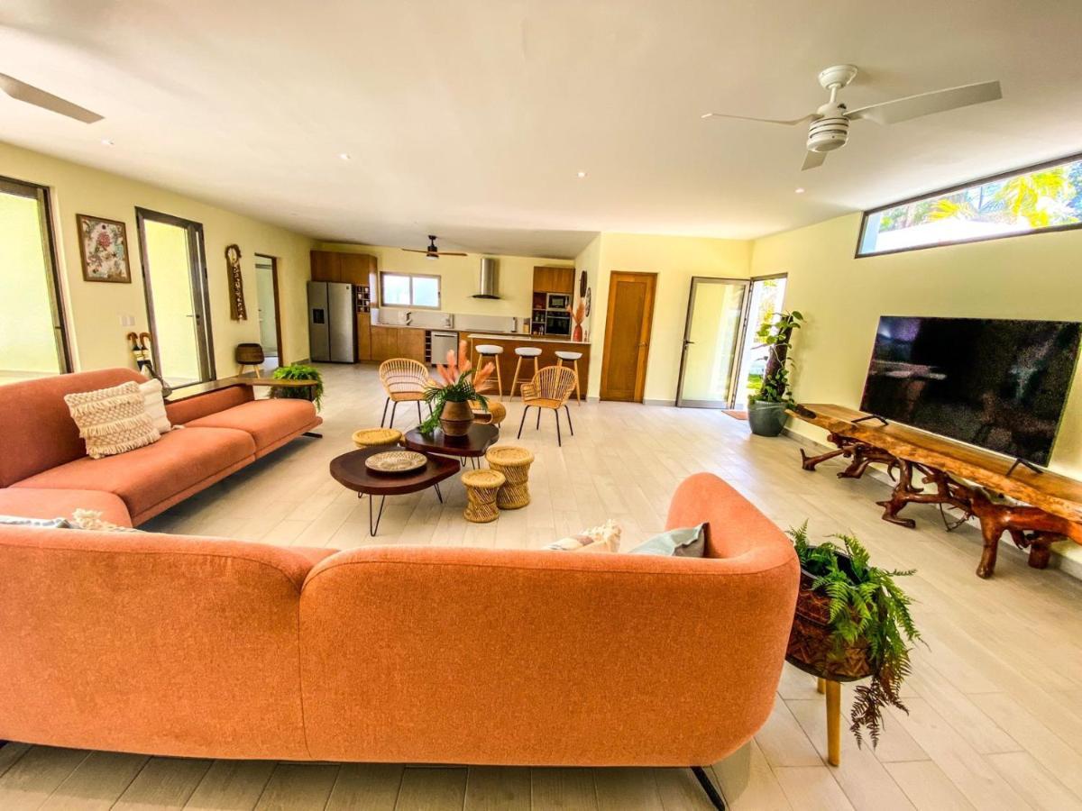 Calma, Luxury For Big Groups At The With Large Pool Villa