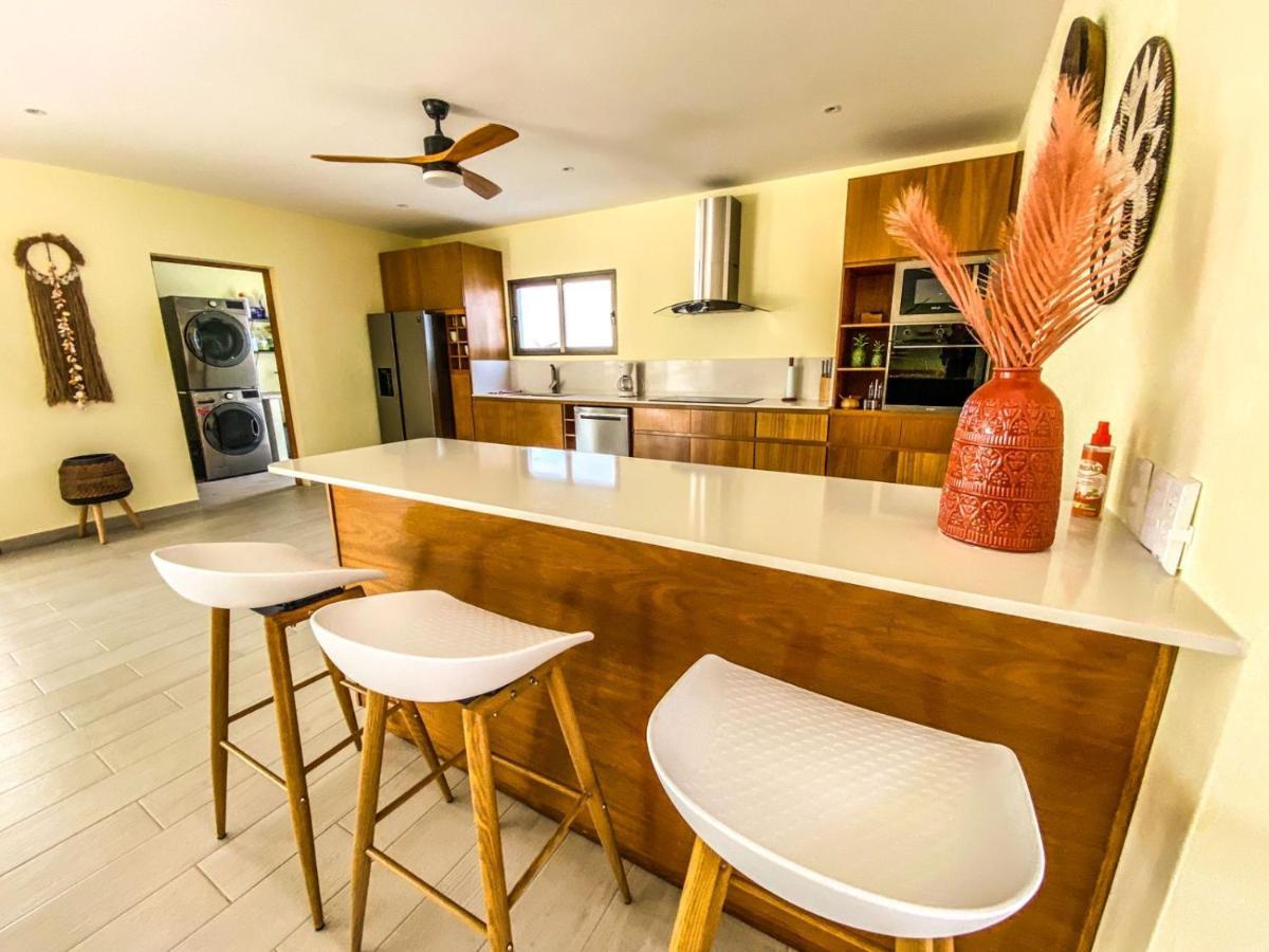 Villa Calma, Luxury For Big Groups At The With Large Pool