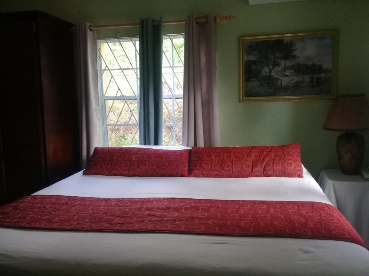 Royal Escape - 1 Guest house