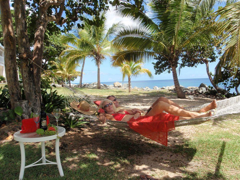 Resort Tamarind Reef Spa & Marina
