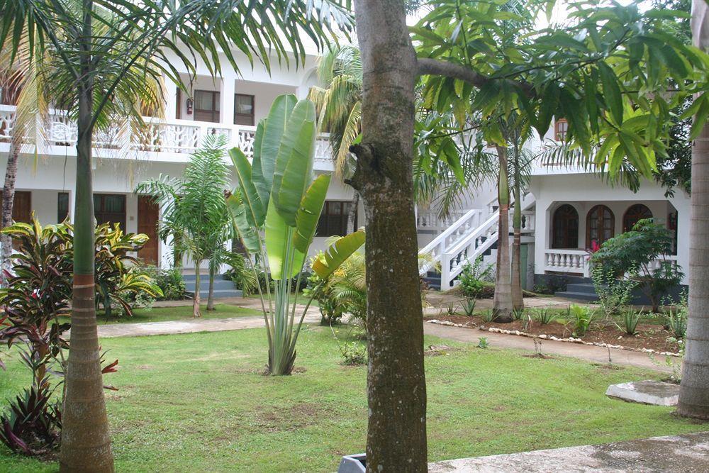 Hotel Pure Oasis