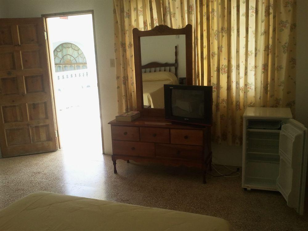 Hotel Pure Oasis Negril